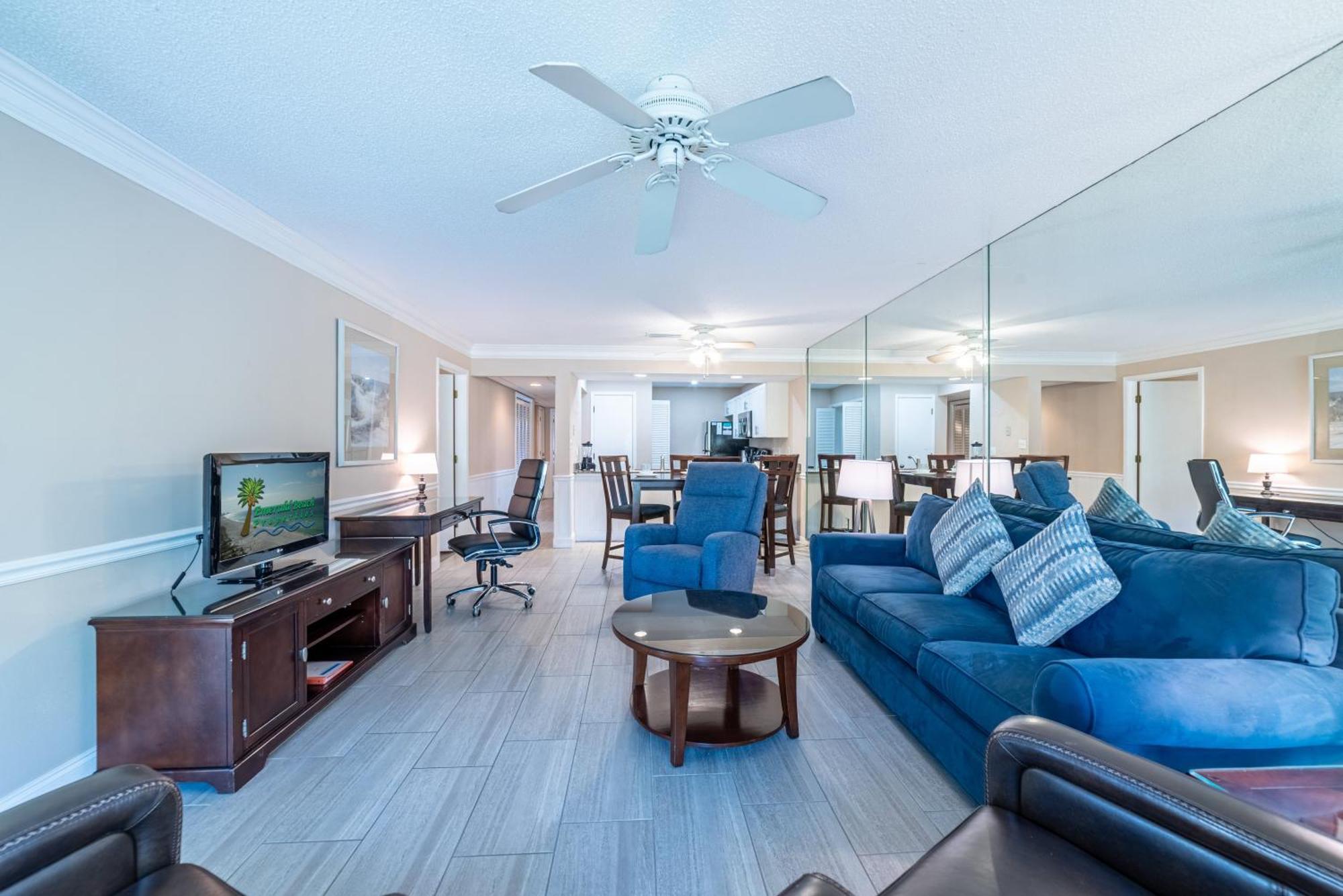 Edgewater 3011 'fountain View Hideaway' Holiday home